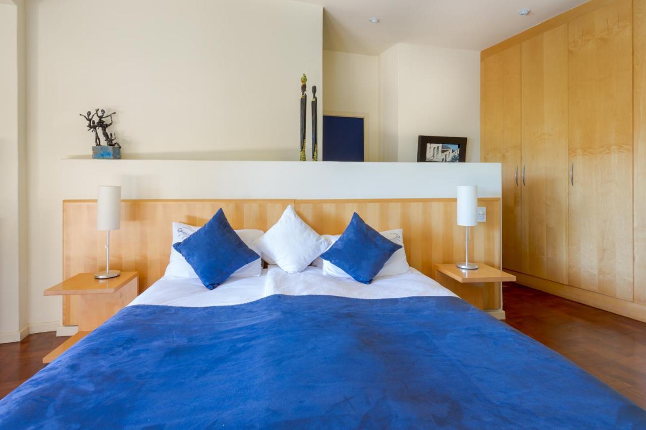 Lezard Bleu Guest House Cape Town Eksteriør bilde
